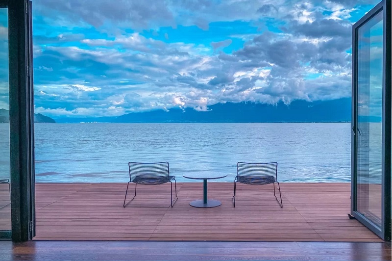 住最孤獨的酒店，追逐日出日落---大理邊際洱海戶外酒店