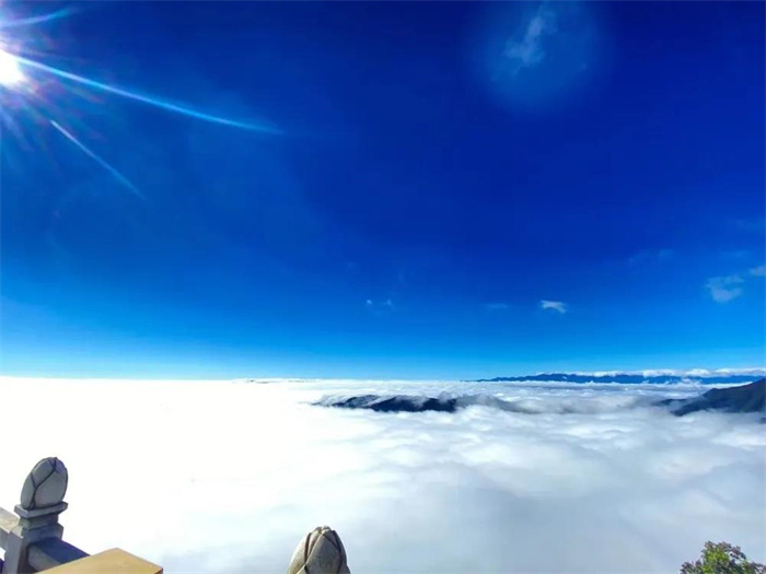 奔赴雞足山，看最美天際線，打卡大理小眾旅游地