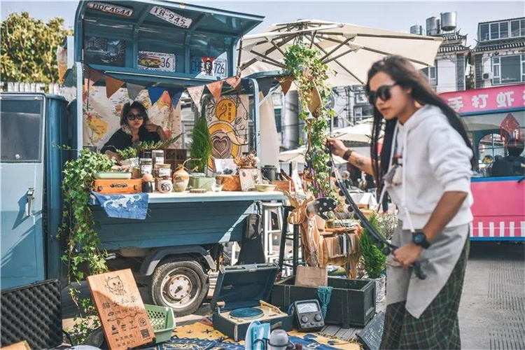 大理麋鹿星球——市集美食、文藝演出、潮人拍攝的新地標(biāo)，原四季集市，是大理小眾打卡地
