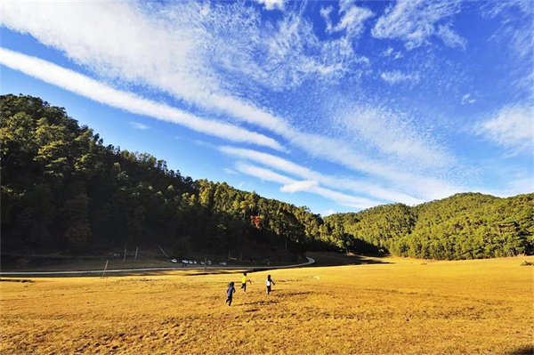 大理旅游推薦:曬太陽、泡溫泉、品美食……在大理，治愈一整個(gè)冬天！